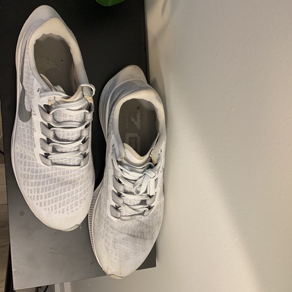 Womens Nike Pegasus Running Shoes Size 8.5 - Picture 2 of 4